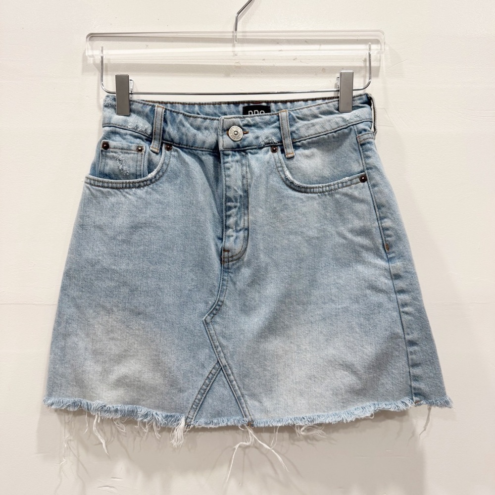 Urban Outfitters BDG Denim Cutoff Mini Skirt Small